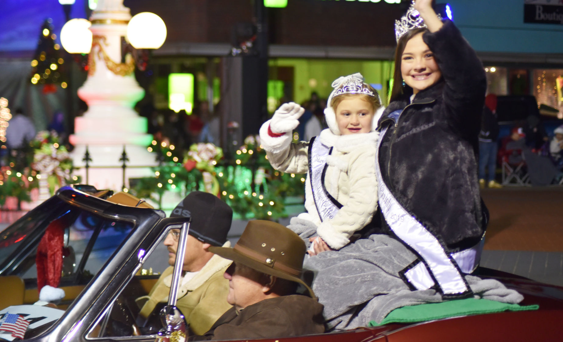 20191205_ent_parade_p4